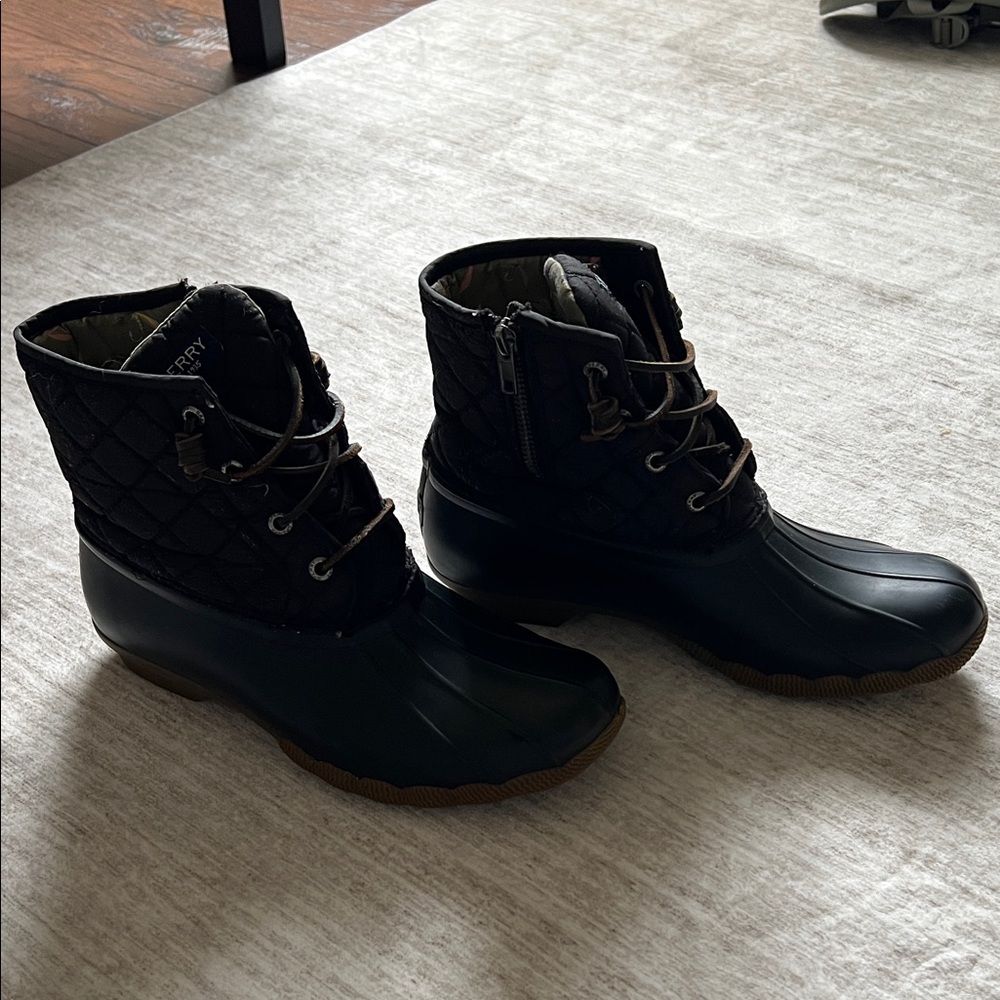 Sperry Black and Brown Winter Boots
